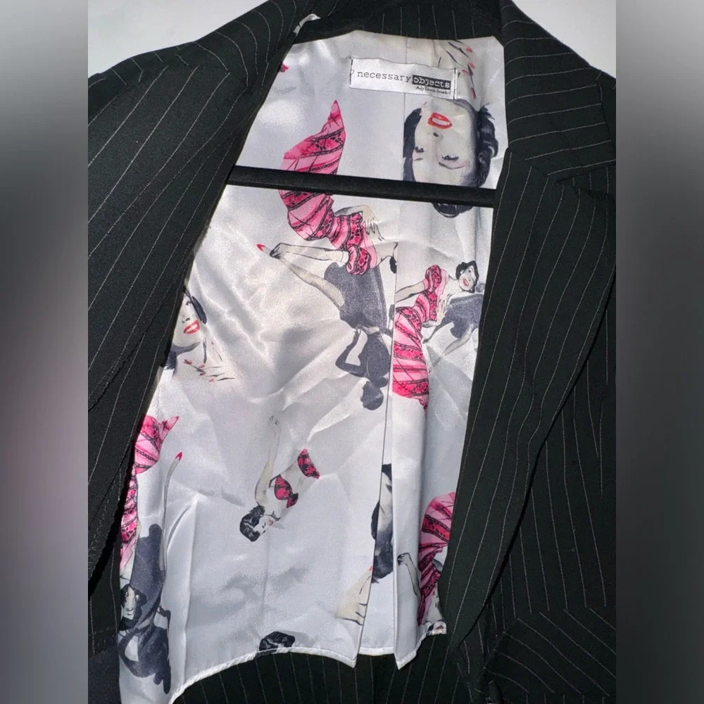 necessary objects - Picture 4 of 5